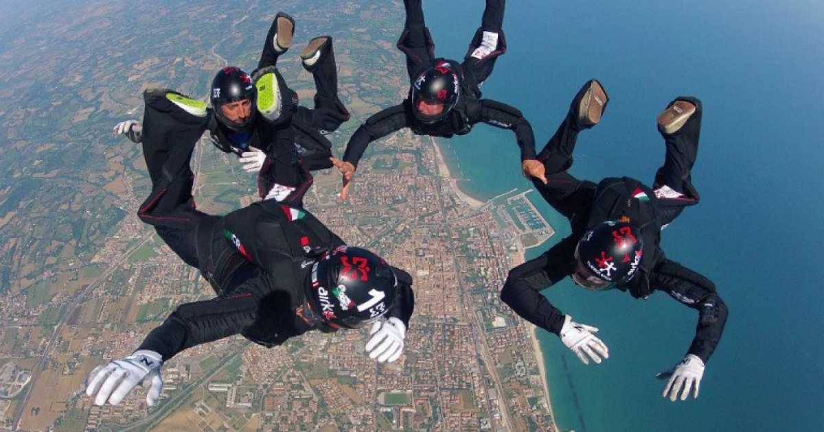 Fattoruso, paracadutista campione: �Ma nel Sud c'� solo una scuola�